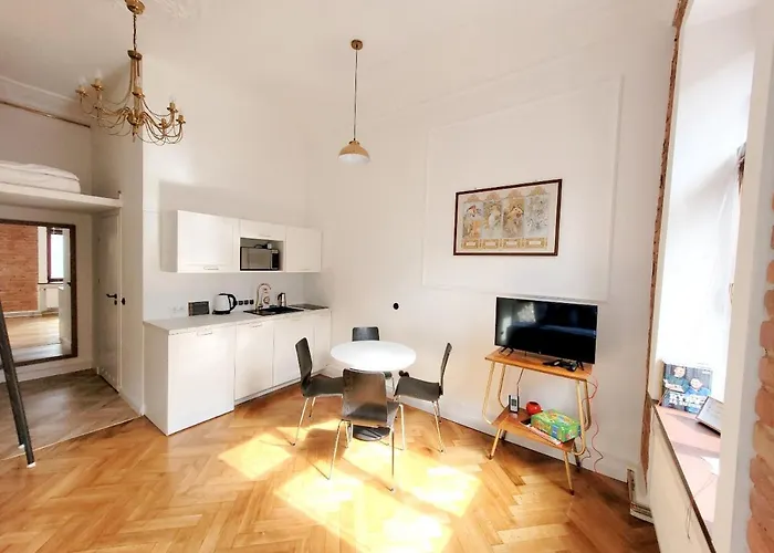 Piotrkowska Gallery Апартаменты Лодзь